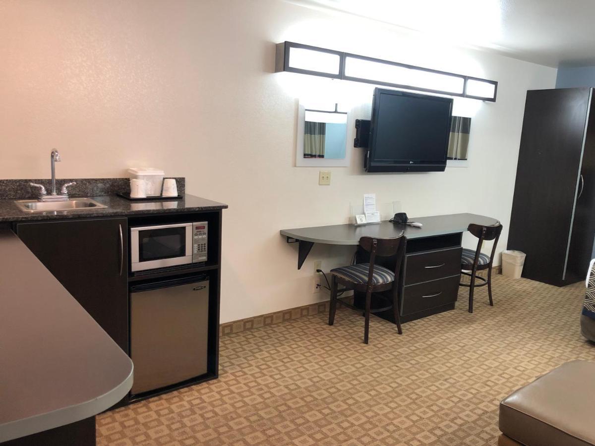 Microtel Inn & Suites By Wyndham Klamath Falls Ngoại thất bức ảnh