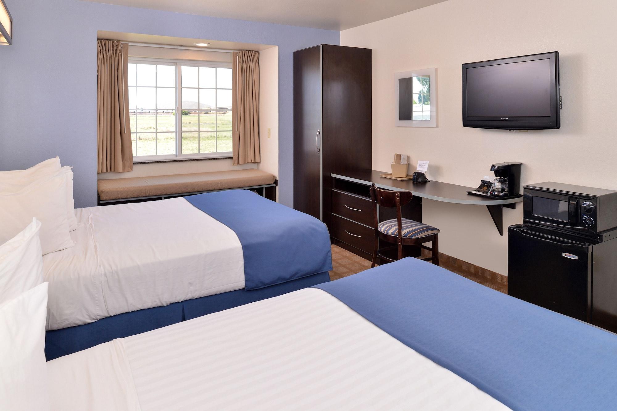 Microtel Inn & Suites By Wyndham Klamath Falls Ngoại thất bức ảnh